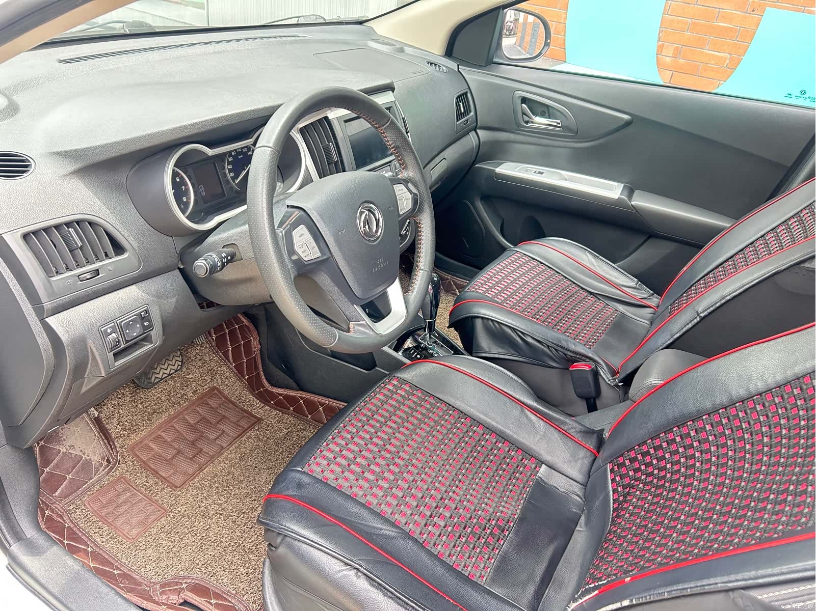 DongFeng AX3, 2017 10