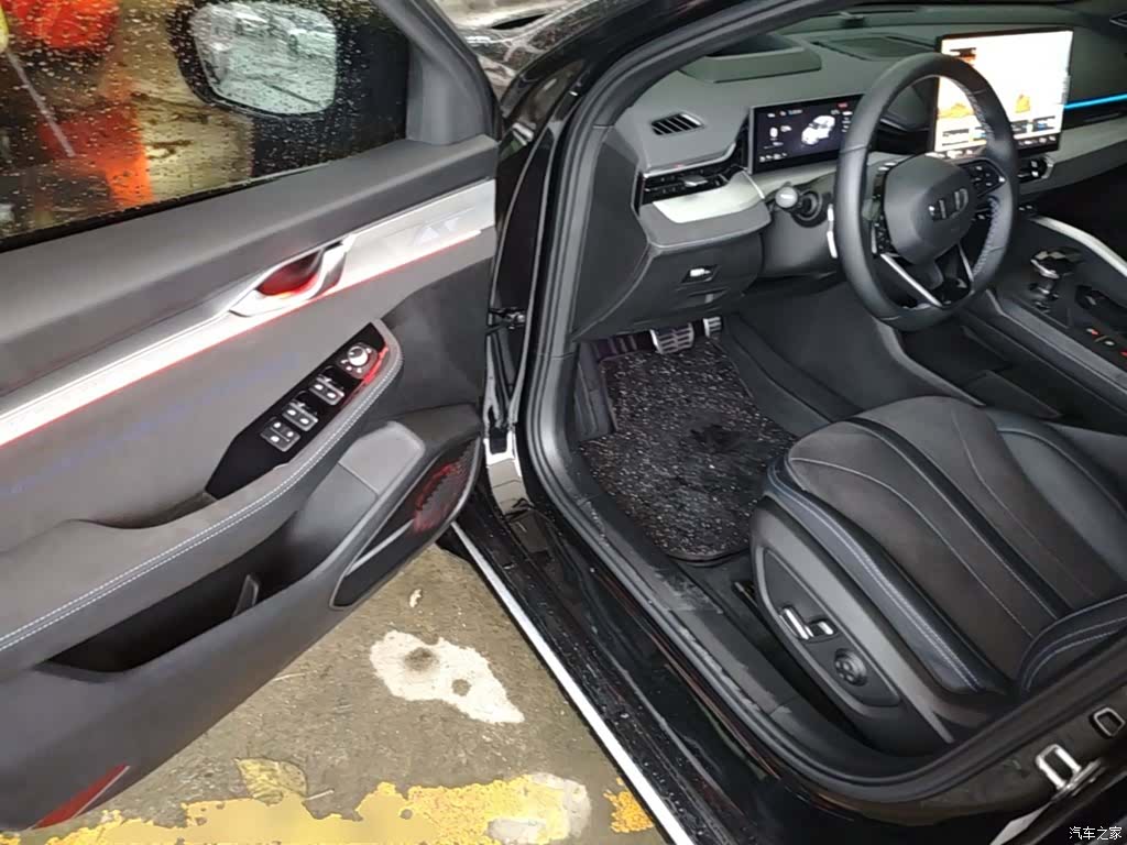 Geely Preface, 2025 16