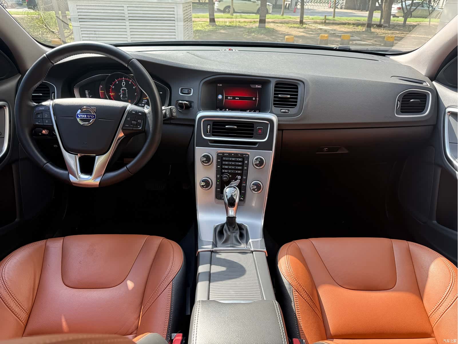 Volvo V60, 2017 11