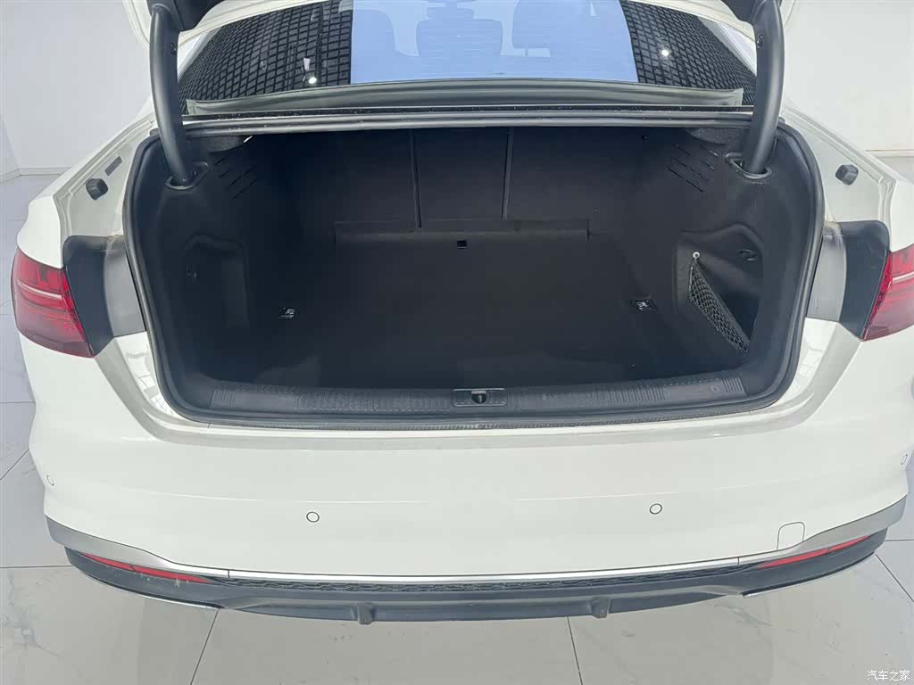 Audi A4L, 2021 6