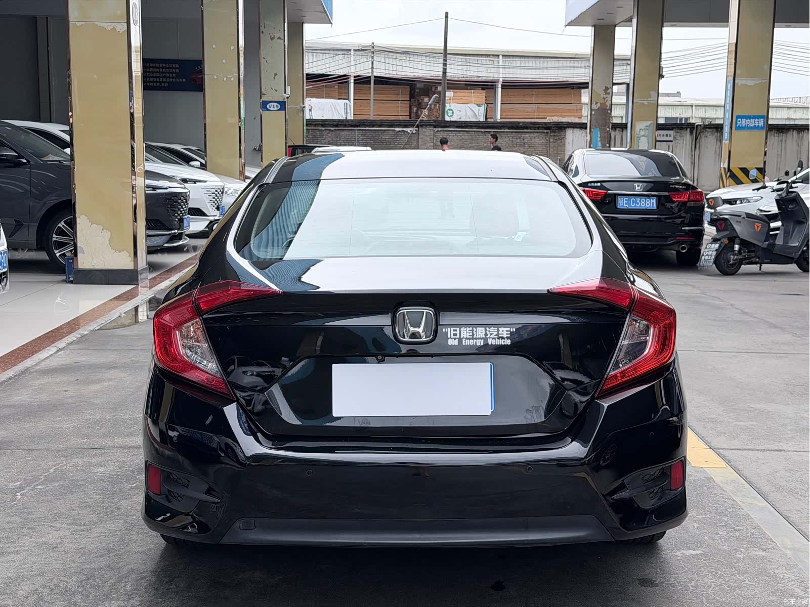 Honda Civic, 2017 12