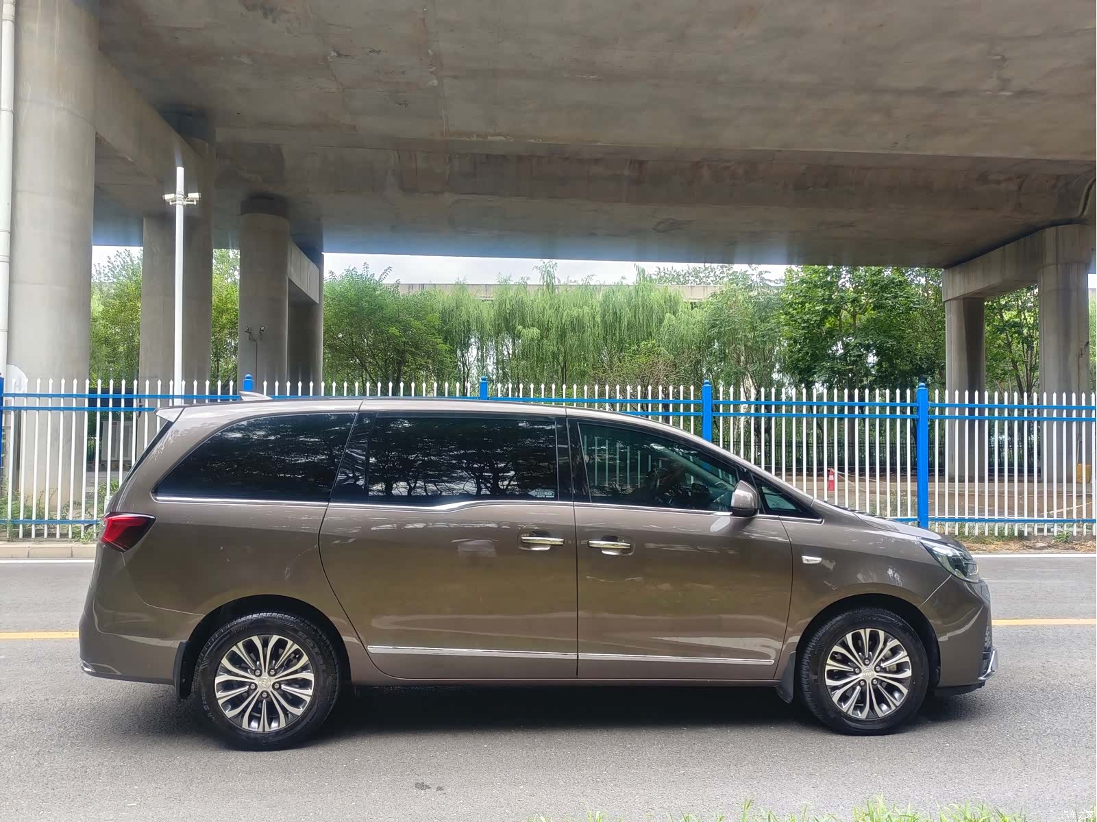 Buick GL8, 2021 8