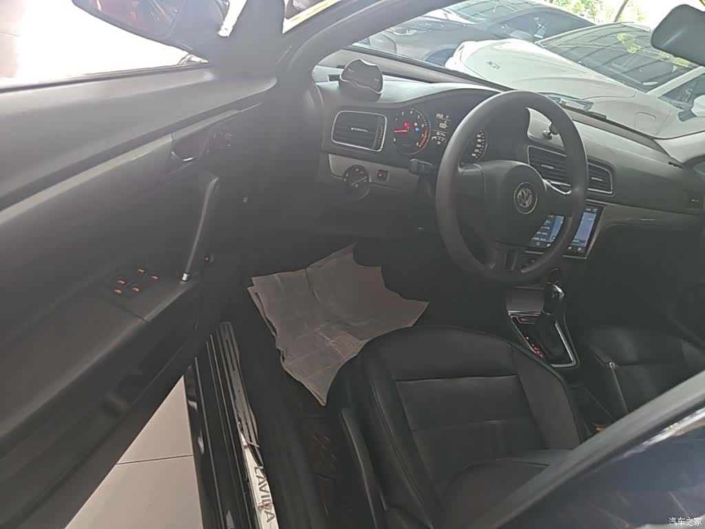 Volkswagen Lavida, 2016 16