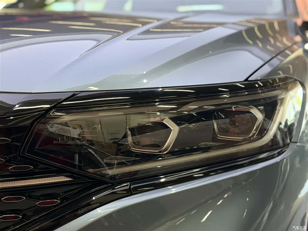 Volkswagen Passat, 2021 9