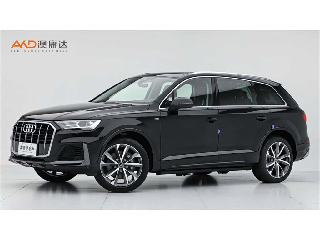 Audi Q7, 2022 1