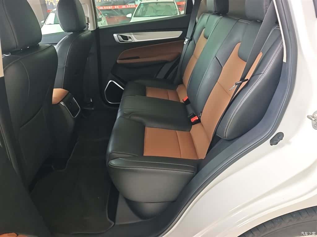 Geely X6, 2018 17
