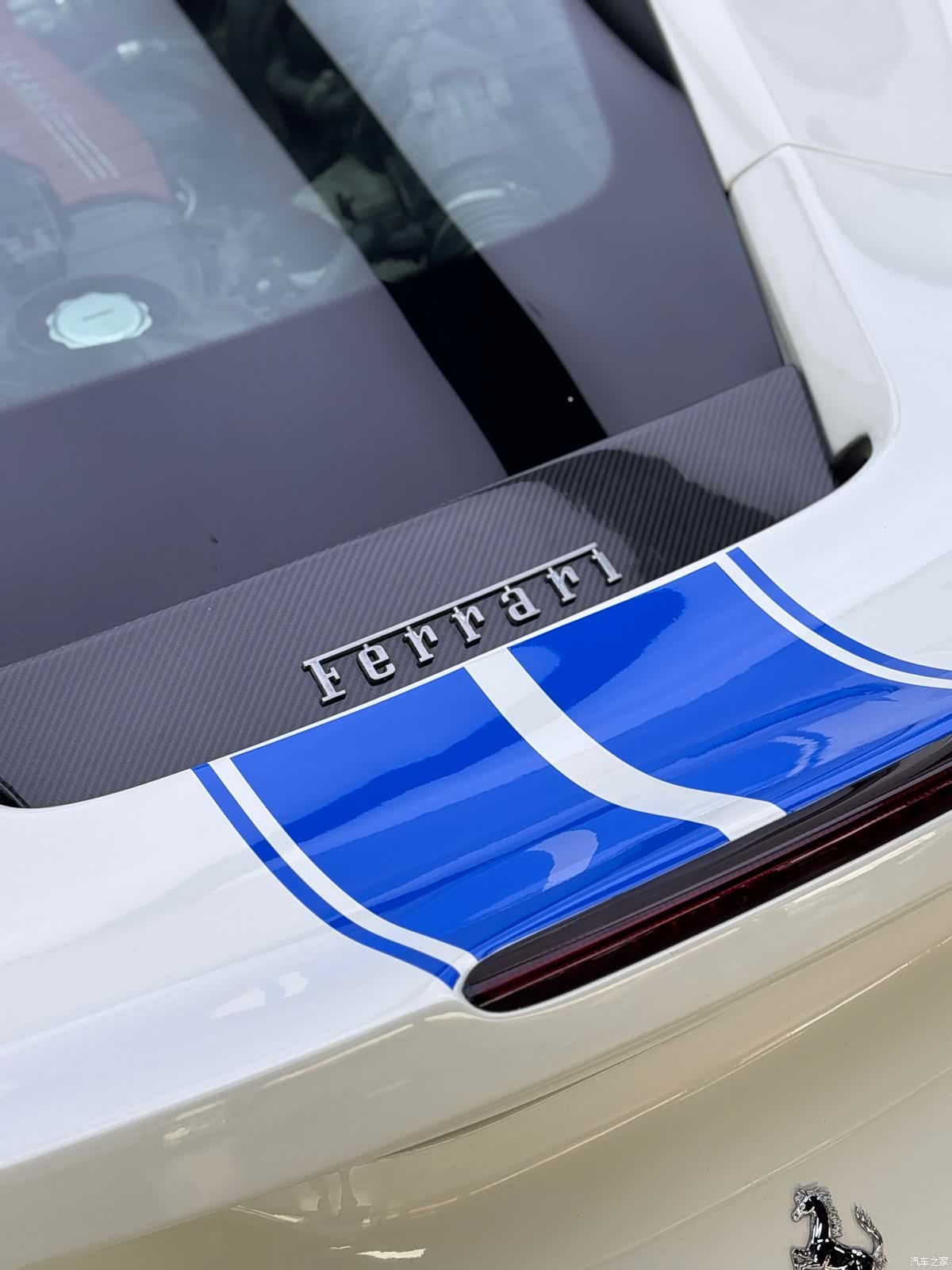 Ferrari 488, 2016 8
