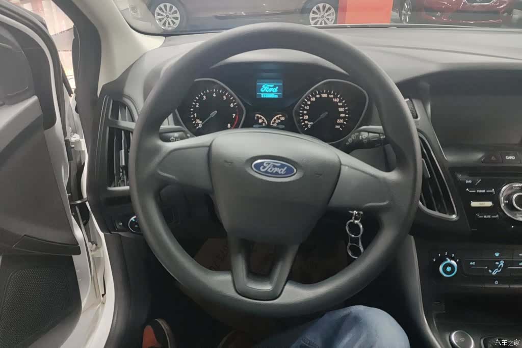 Ford Focus, 2018 15