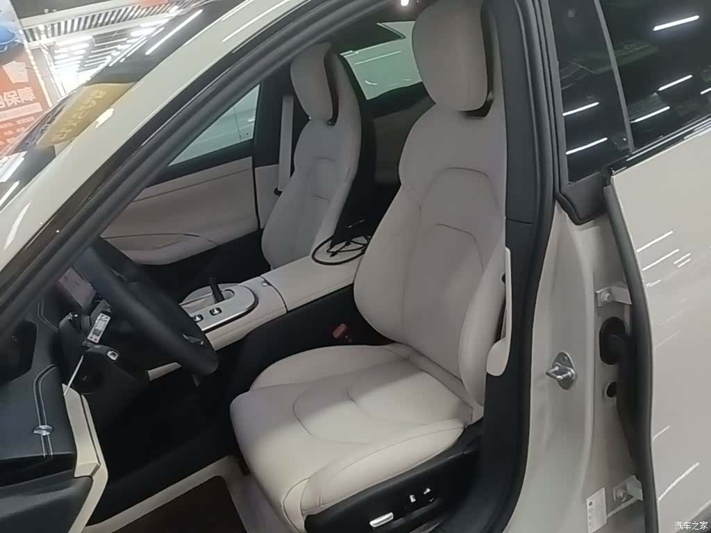 Xiaomi SU7, 2025 15