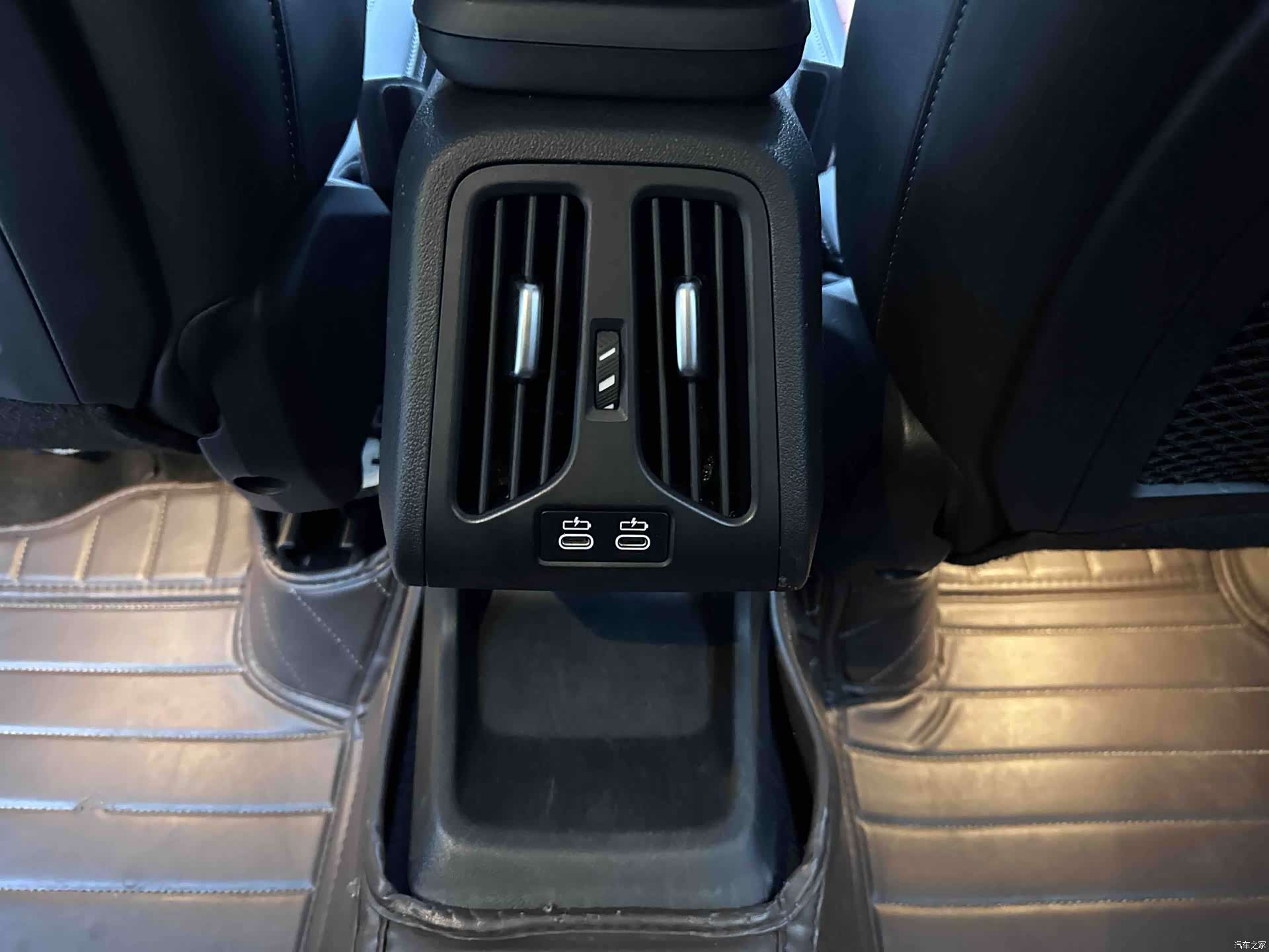 BMW X1, 2023 14