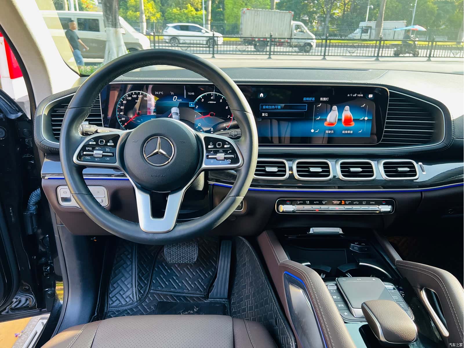 Mercedes-Benz GLE, 2022 12