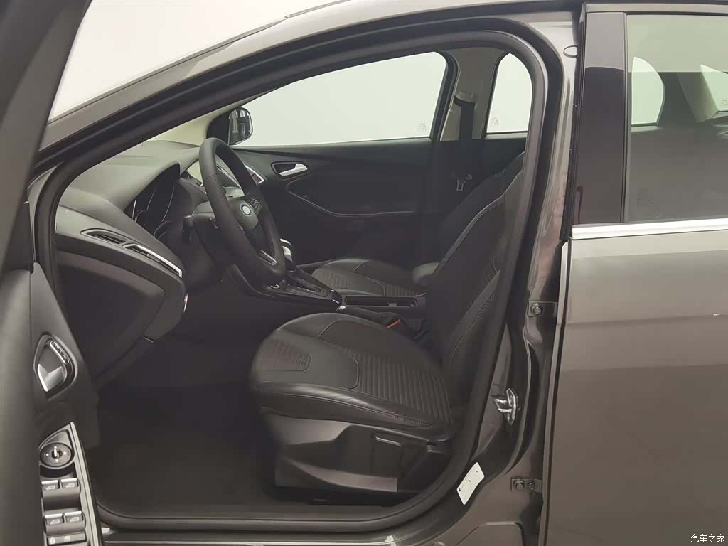 Ford Focus, 2016 10
