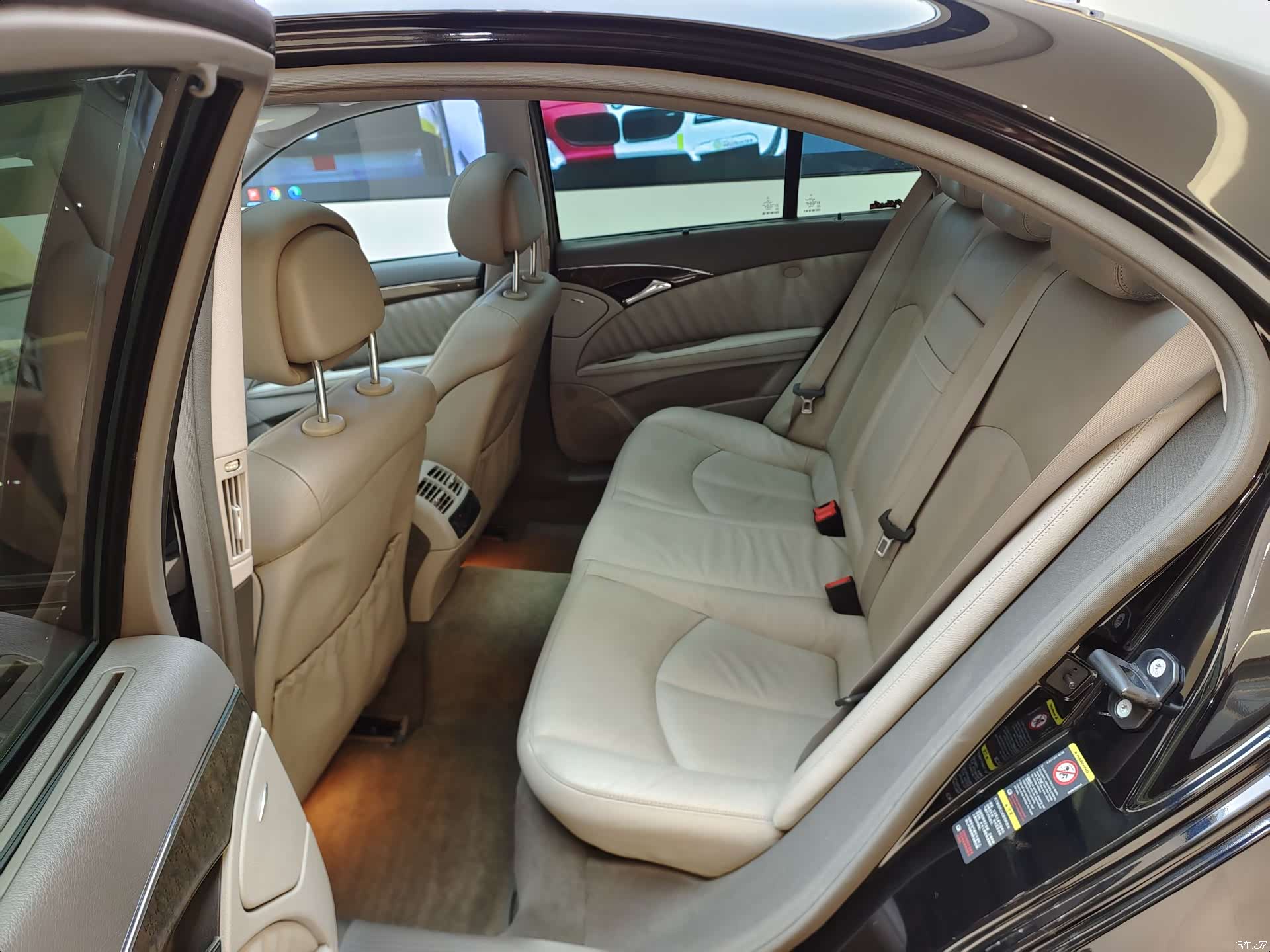 Mercedes-Benz E-Class, 2008 10