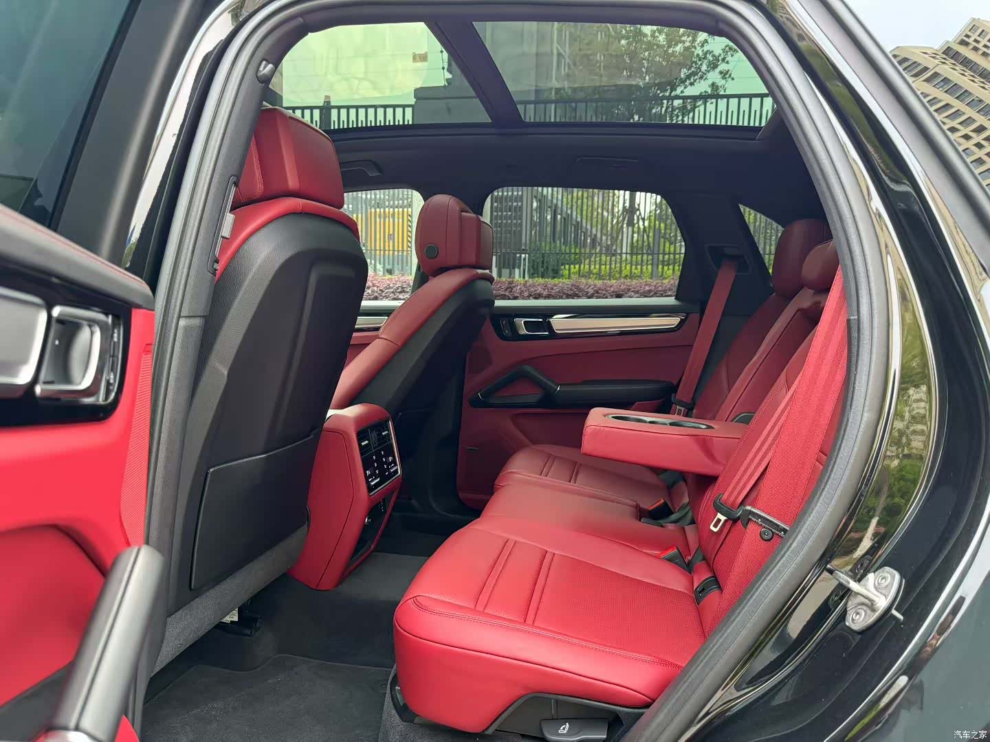 Porsche Cayenne, 2023 14
