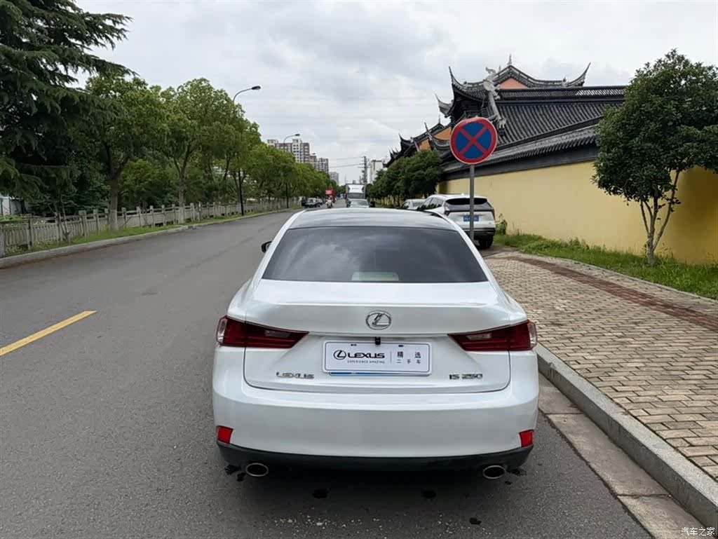 Lexus IS, 2014 все фото
