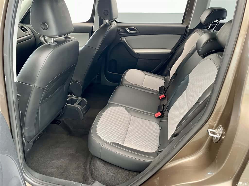 Skoda Yeti, 2016 7