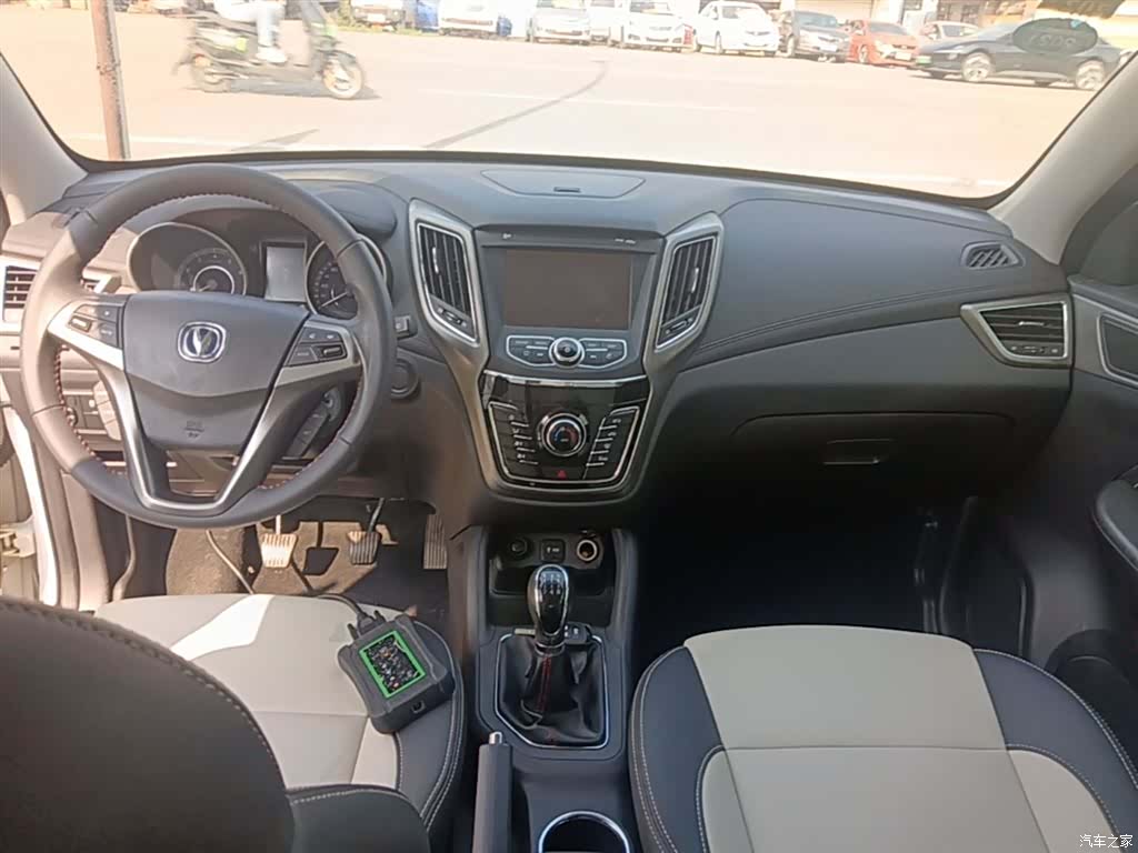 Changan CS35, 2018 10