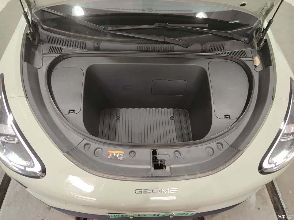 Geely Xingyuan, 2025 10