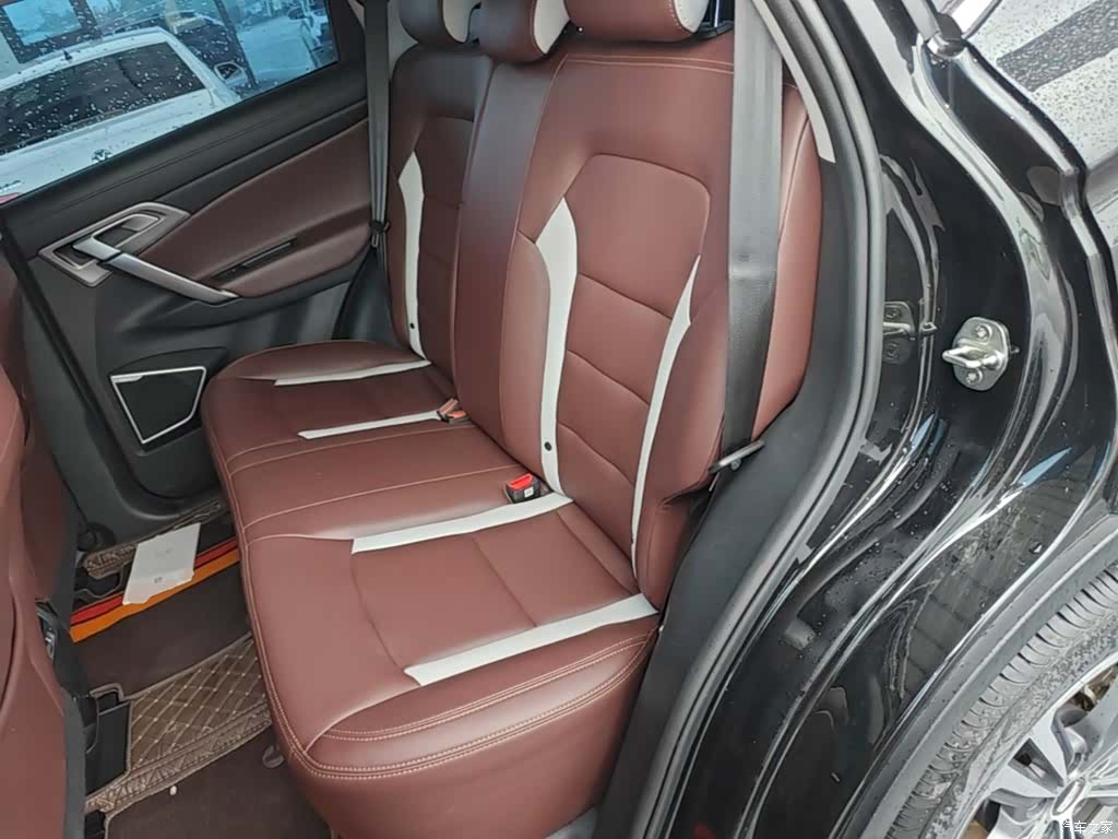 Geely Boyue, 2023 17