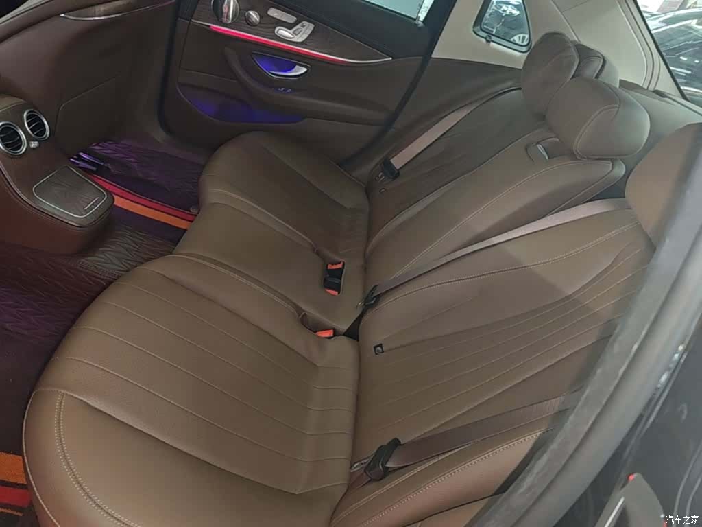Mercedes-Benz E-Class, 2022 17