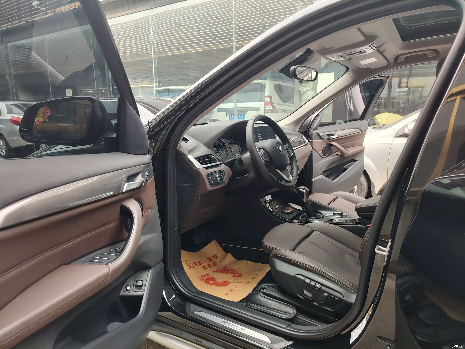BMW X1, 2019 12