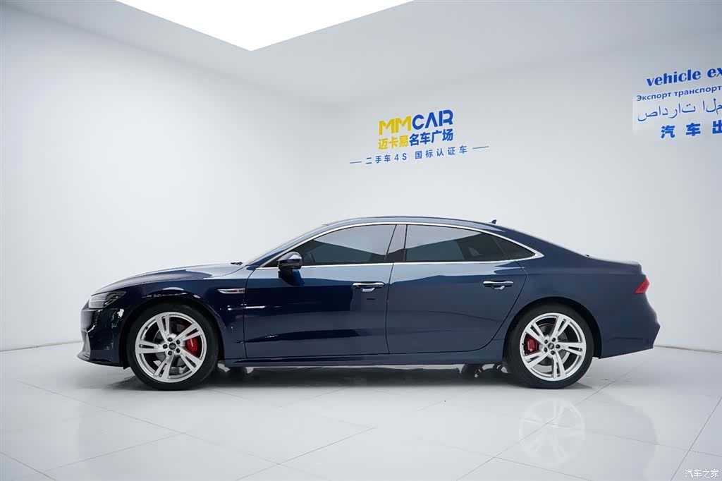 Audi A7L, 2023 35