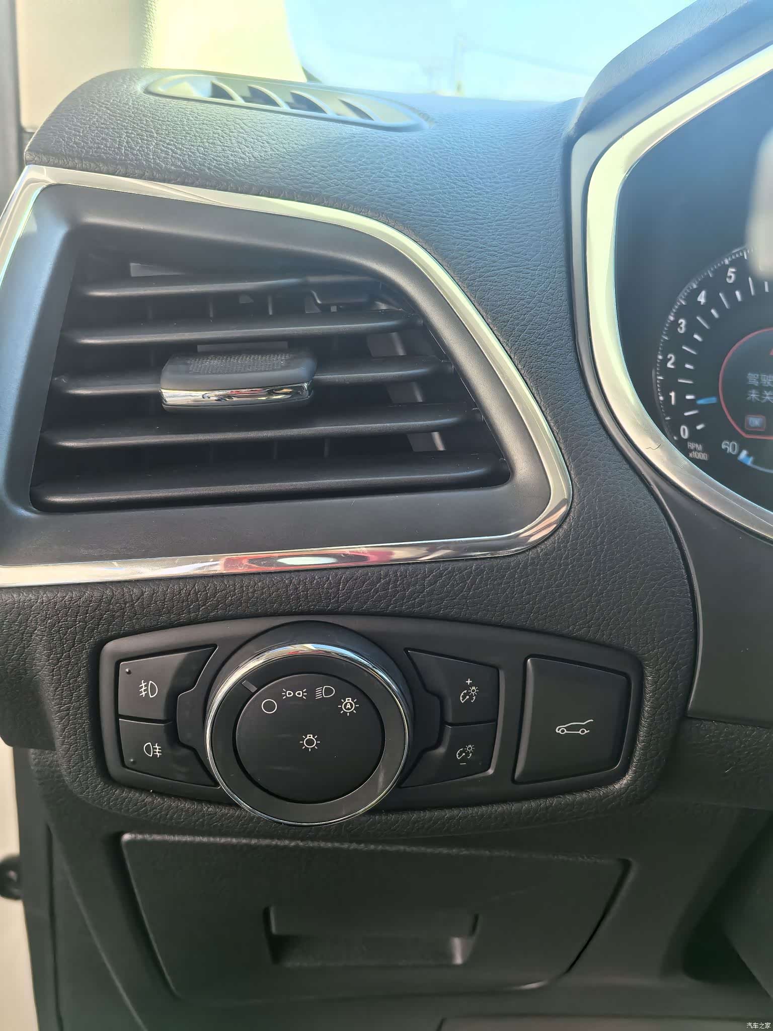 Ford Edge, 2018 10