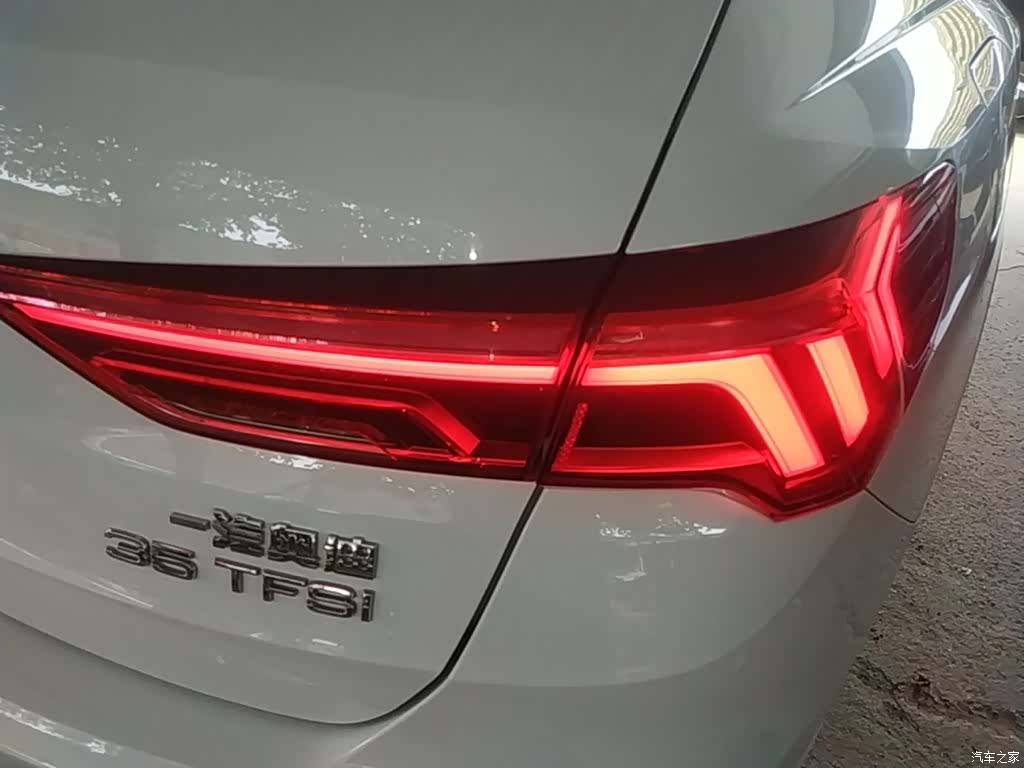 Audi Q3, 2021 8