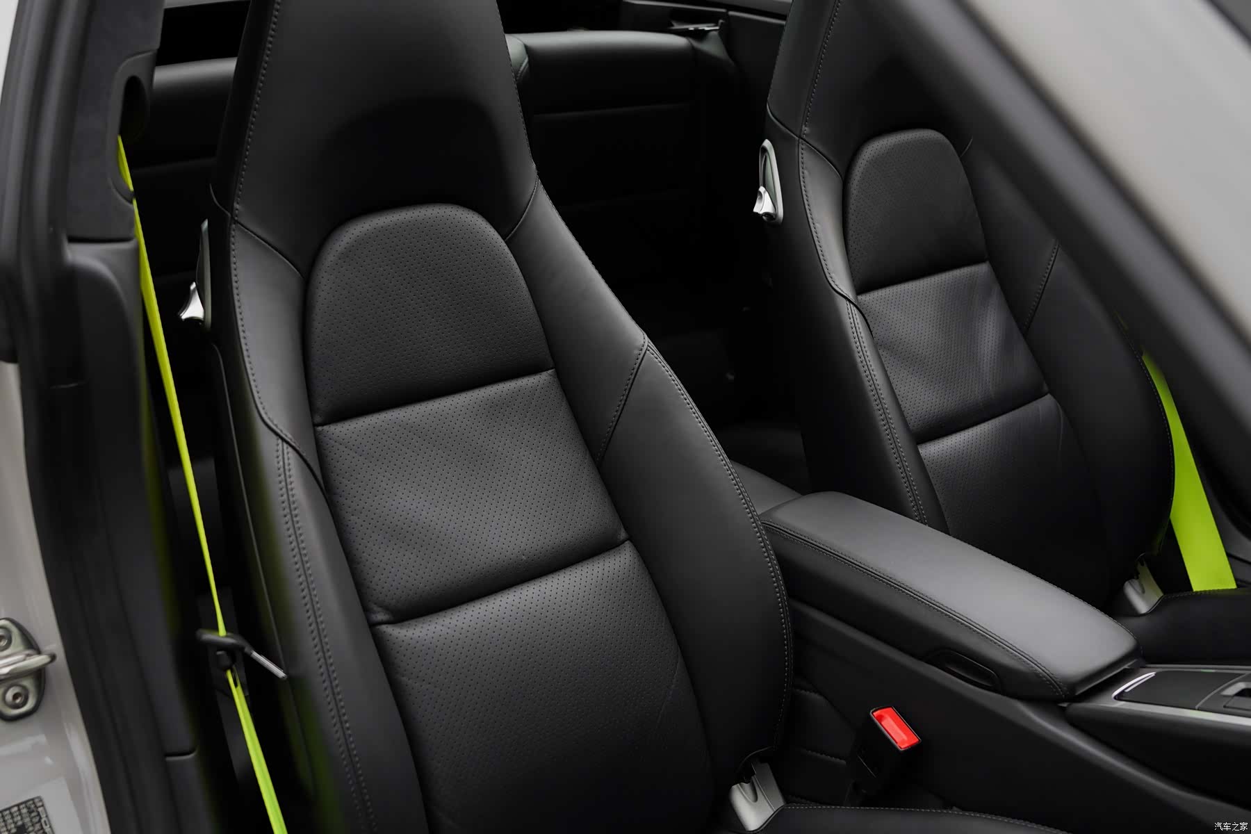Porsche 911, 2019 24