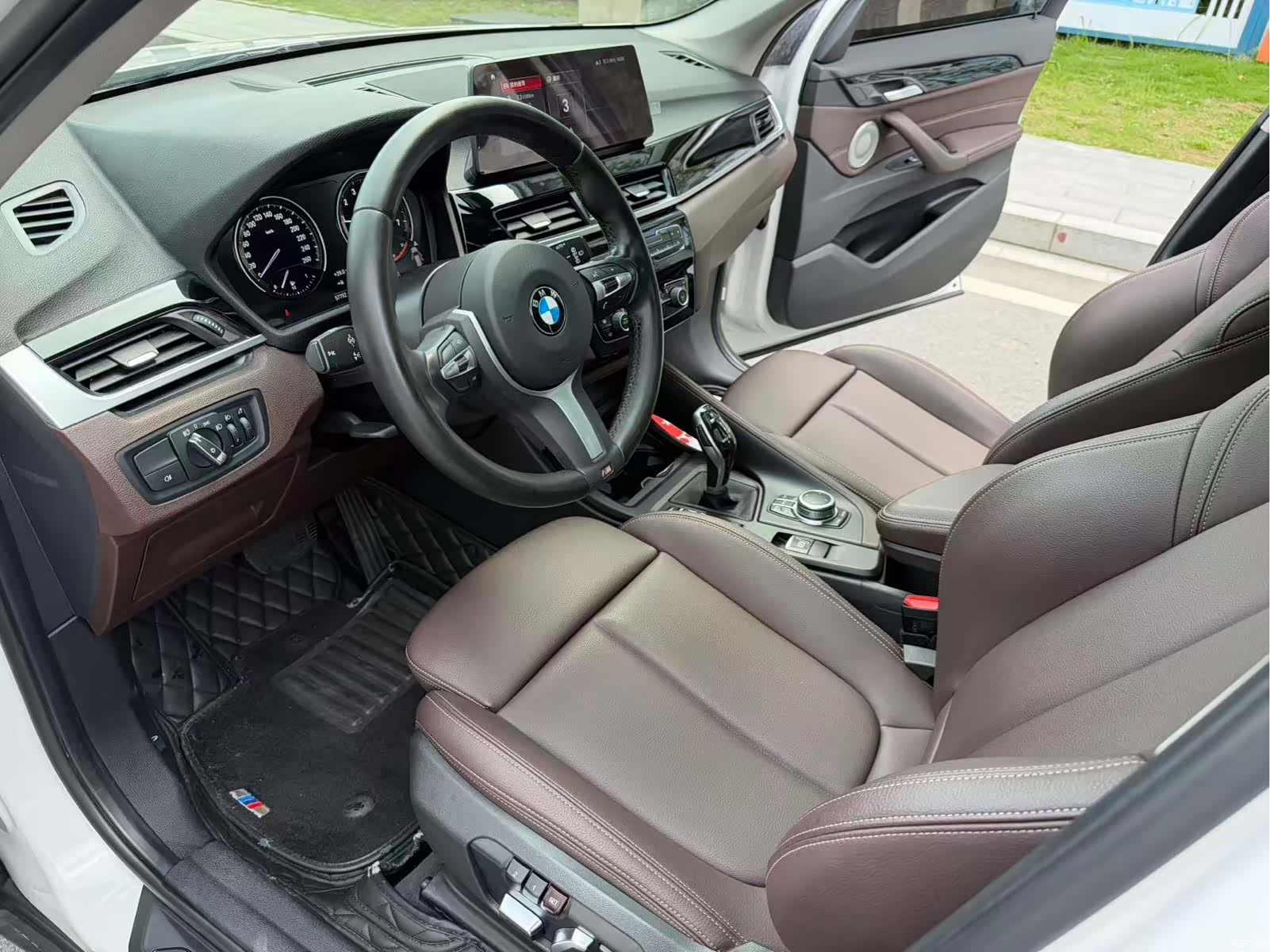 BMW X1, 2021 12