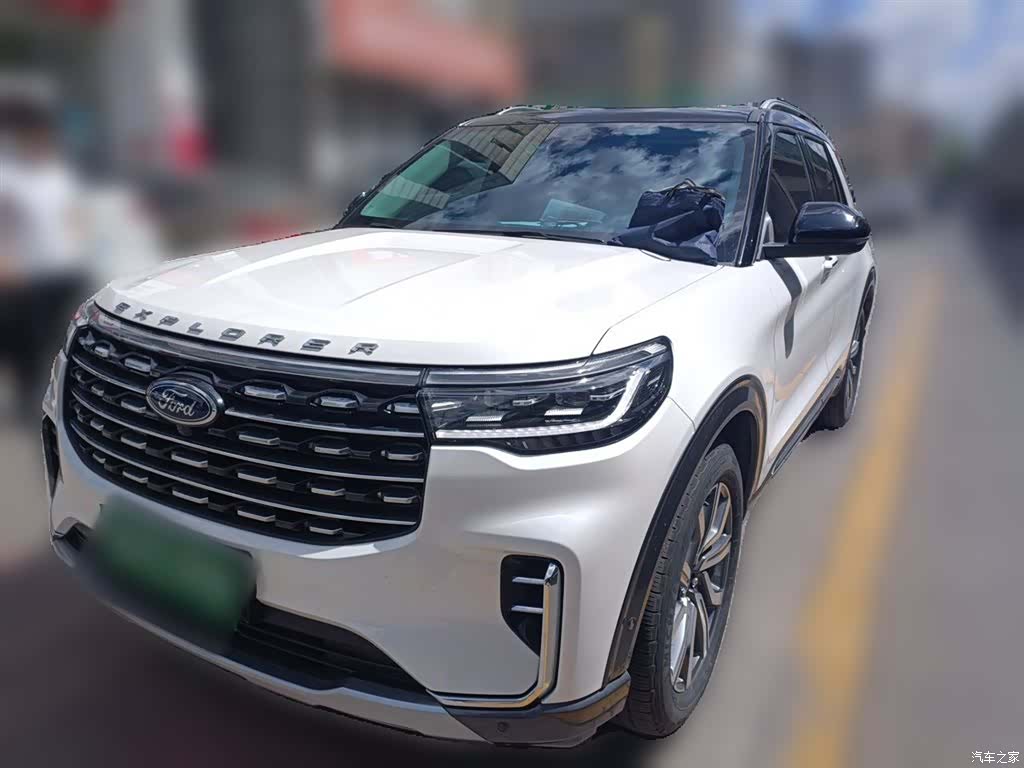 Ford Explorer, 2022 2