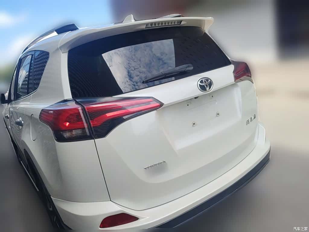 Toyota RAV4, 2017 9