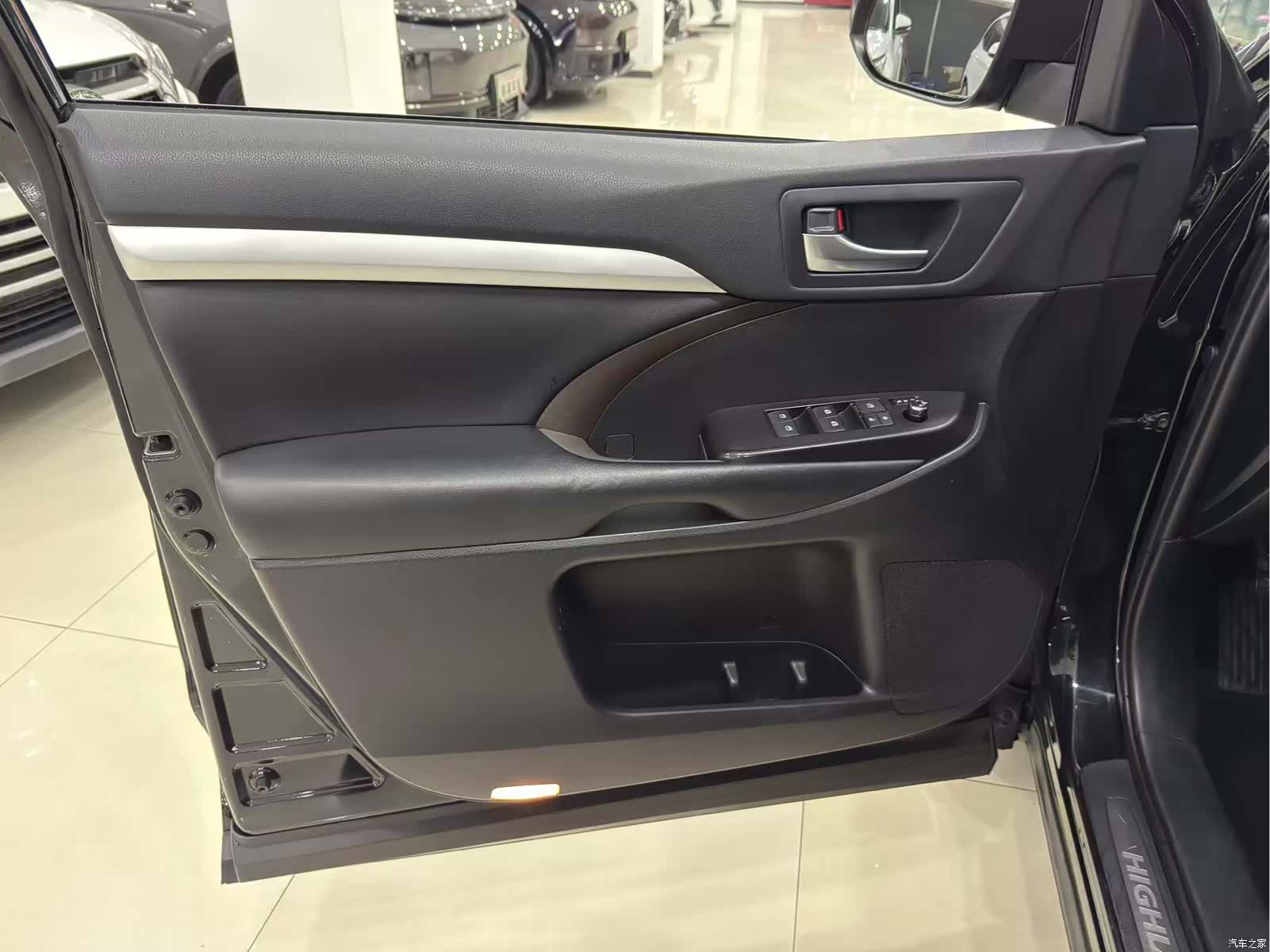 Toyota Highlander, 2021 4