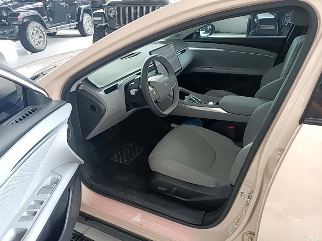 Xpeng Mona M03, 2025 16