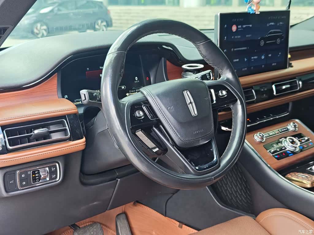 Lincoln Aviator, 2021 7