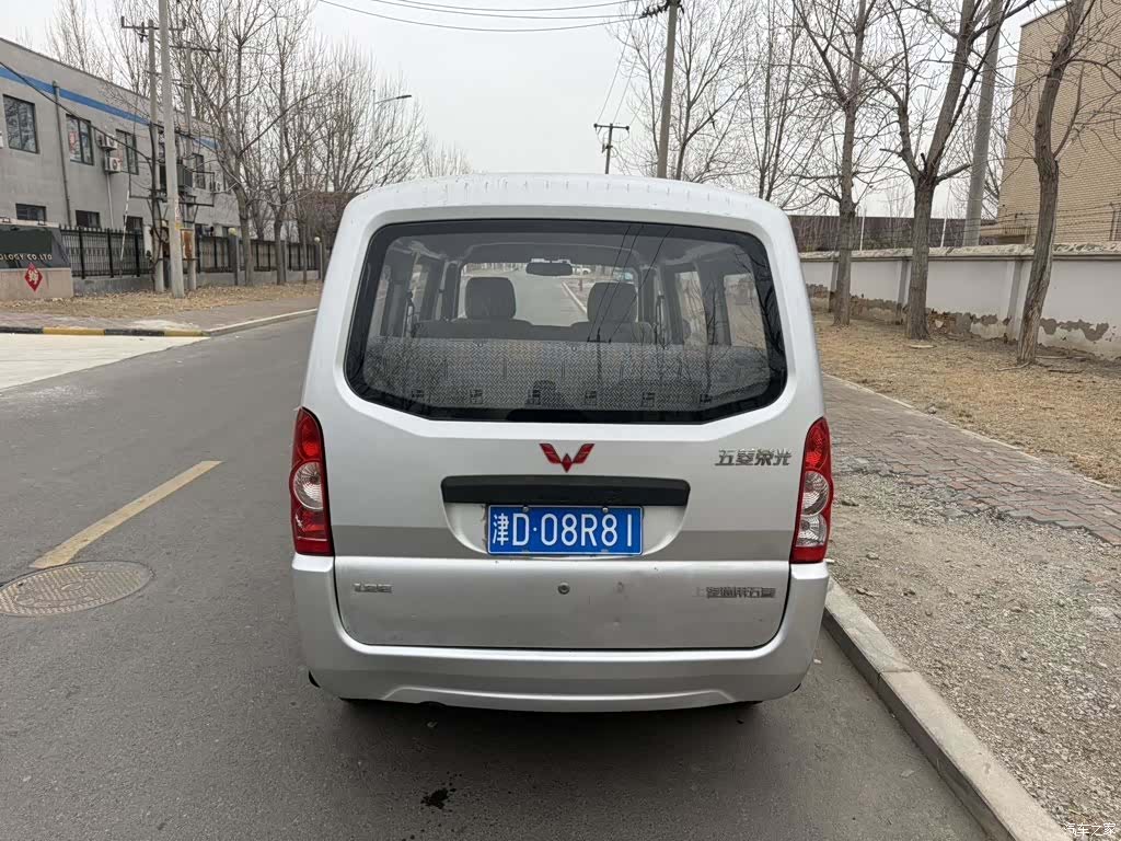 Wuling S, 2014 все фото