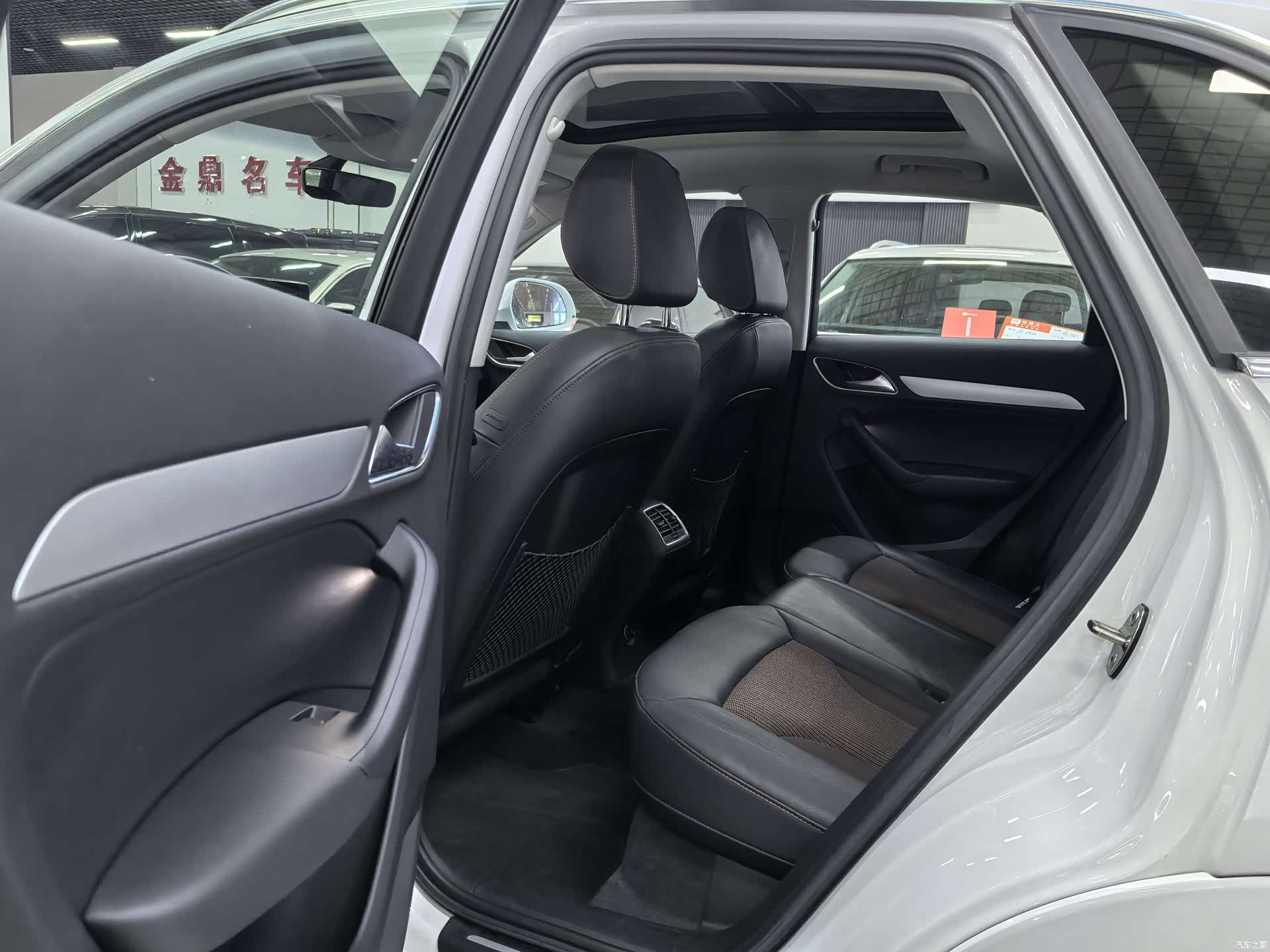 Audi Q3, 2019 14