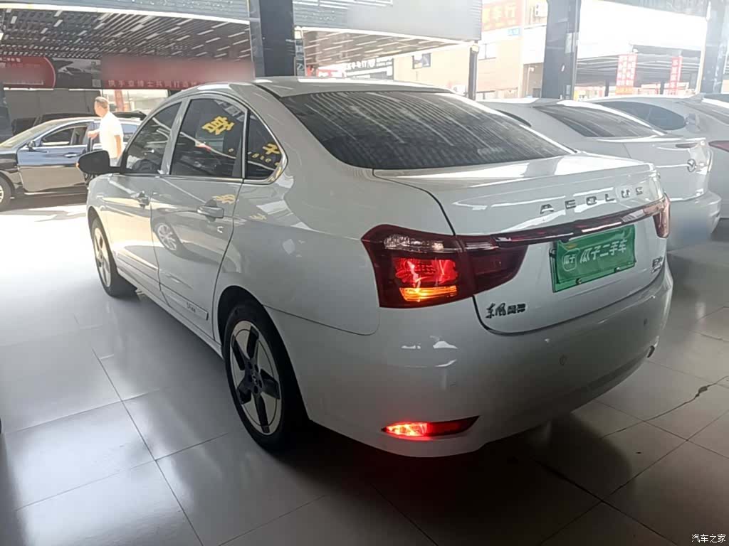 DongFeng E70, 2022 все фото