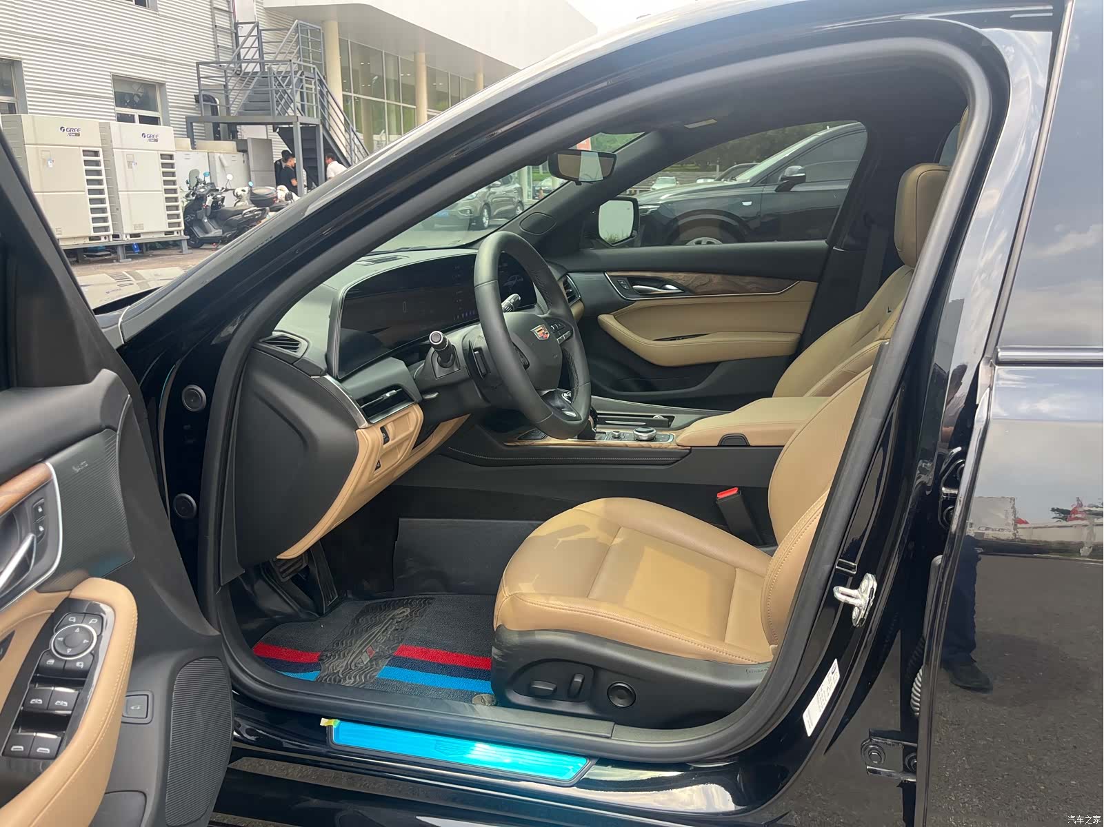 Cadillac CT5, 2025 4