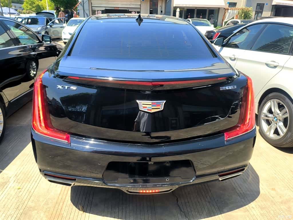 Cadillac XTS, 2019 все фото