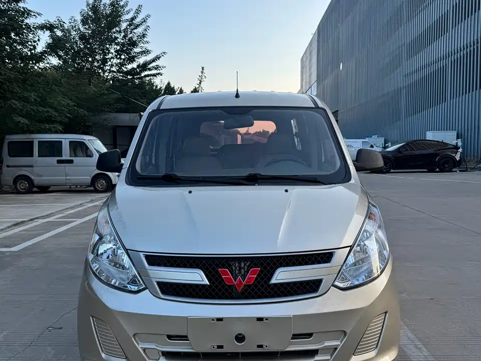 Wuling Wuling Rongguang V