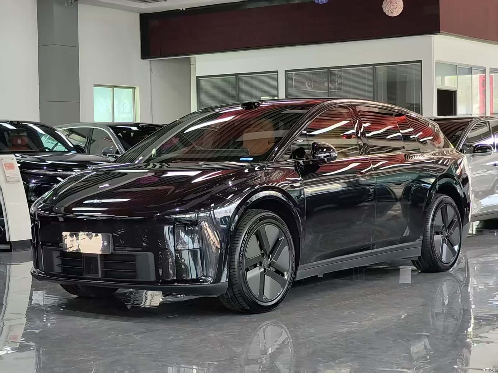 Li Auto i6, 2025 1
