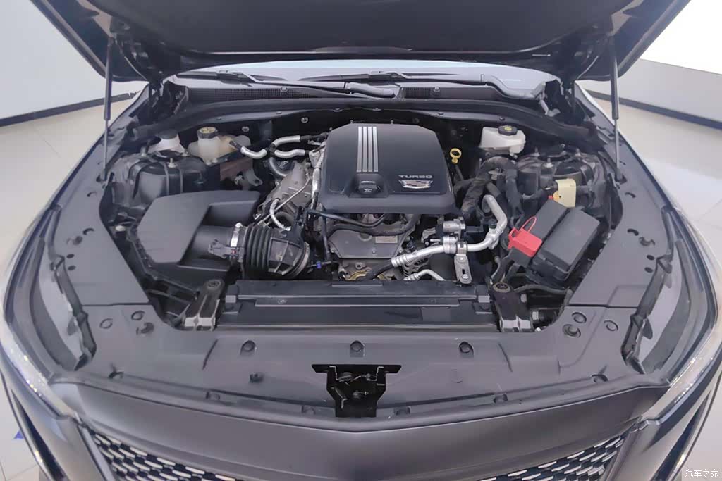 Cadillac CT5, 2023 10