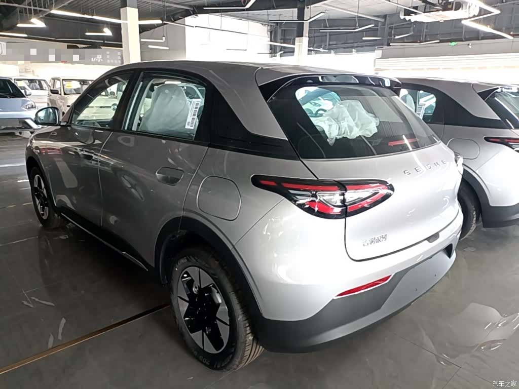 Geely Xingyuan, 2026 все фото