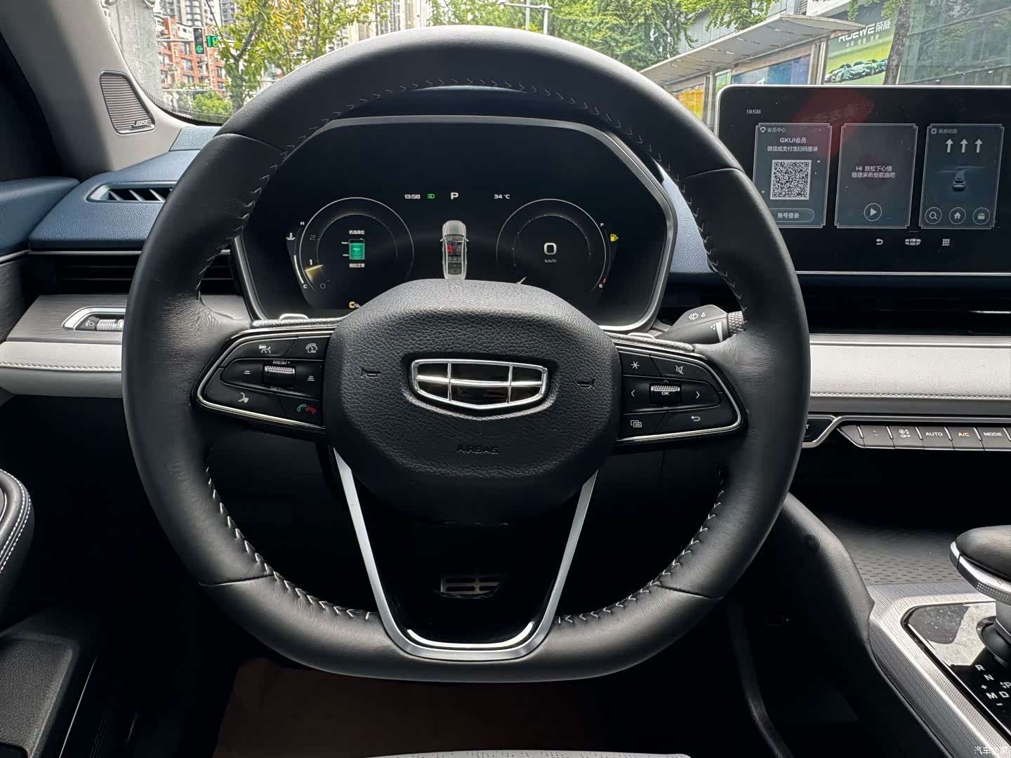Geely Preface, 2020 18