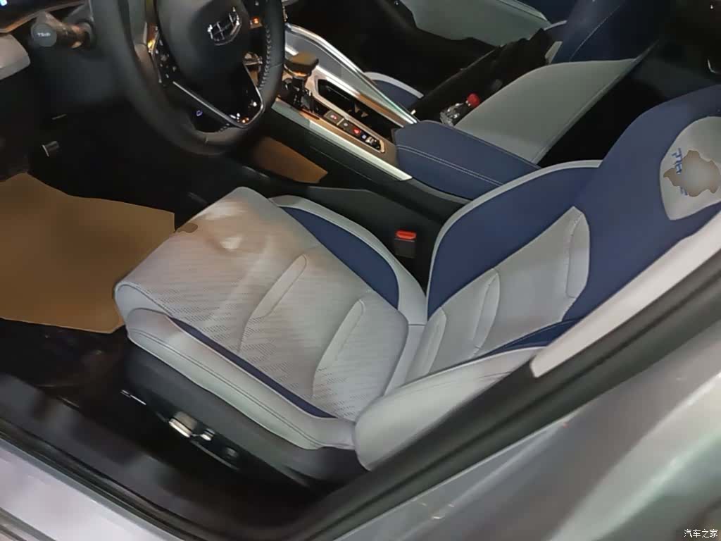 Geely Preface, 2021 15