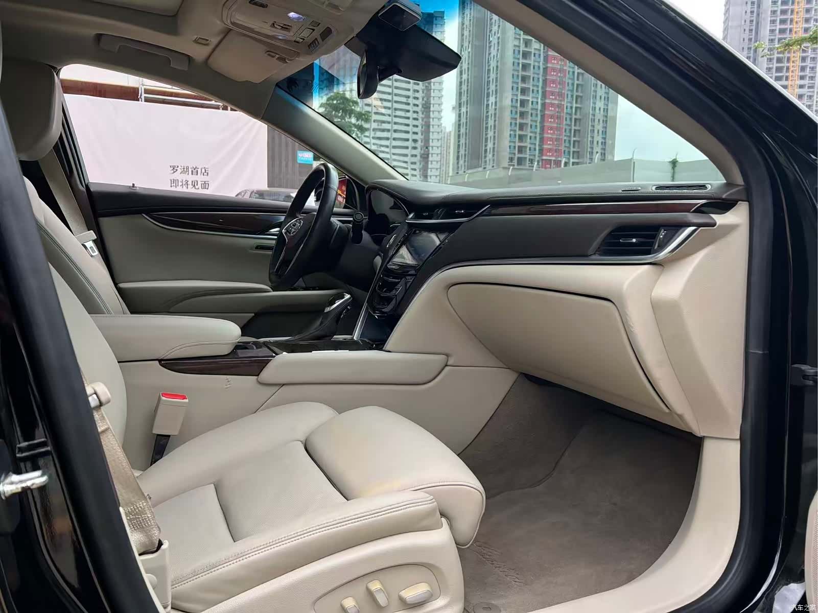 Cadillac XTS, 2013 6