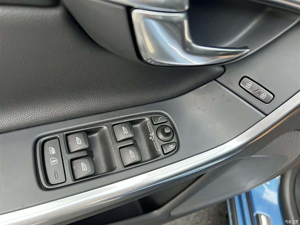 Volvo V60, 2015 7