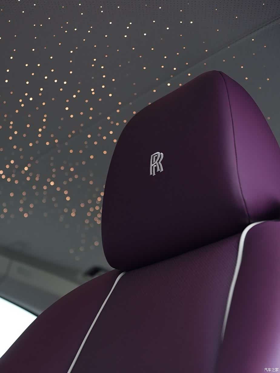 Rolls-Royce Wraith, 2022 14