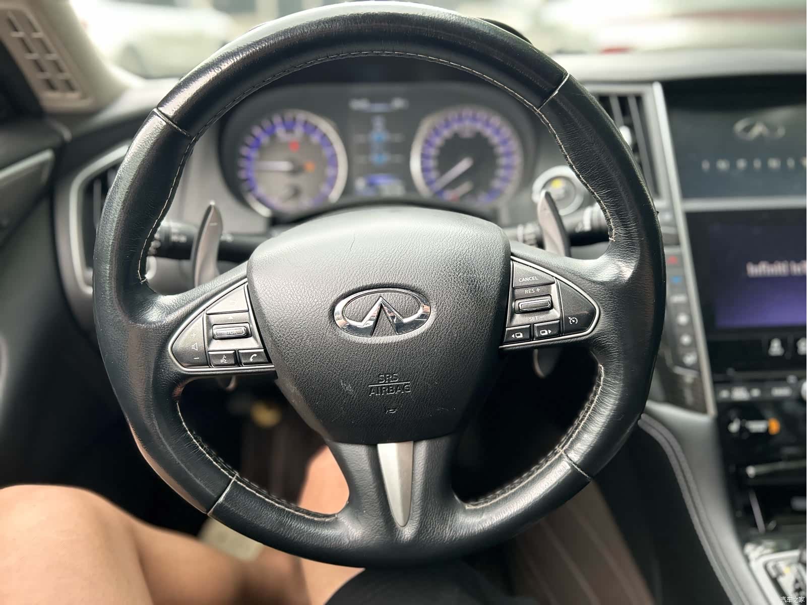 Infiniti Q50, 2015 11